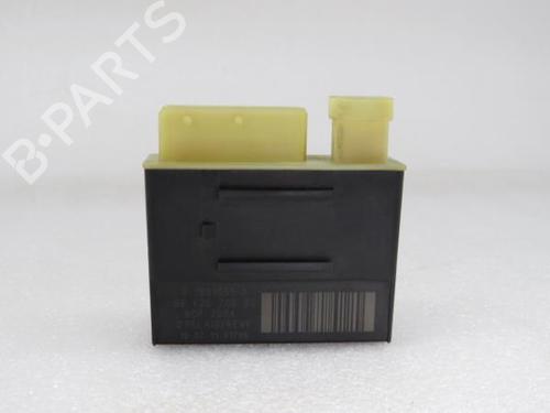 Schakelaar PEUGEOT 308 SW II (LC_, LJ_, LR_, LX_, L4_) 1.5 BlueHDi 100 (102 hp) 17449831