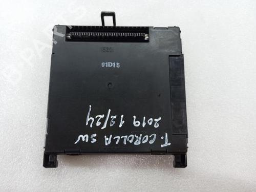 Switch TOYOTA COROLLA Estate (_E21_) 1.8 Hybrid (ZWE211W) | BP17712544I30 
