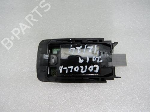Switch TOYOTA COROLLA Estate (_E21_) 1.8 Hybrid (ZWE211W) | BP17774236I30 