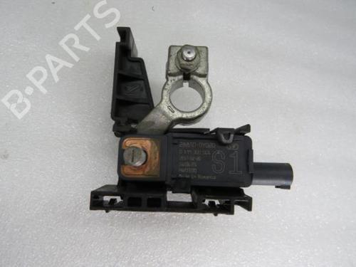 Switch TOYOTA COROLLA Estate (_E21_) 1.8 Hybrid (ZWE211W) | BP17774249I30 