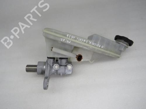 Used Brake master cylinder OPEL ASTRA K Sports Tourer (B16) 1.6 CDTi (35) (110 hp) 17811075