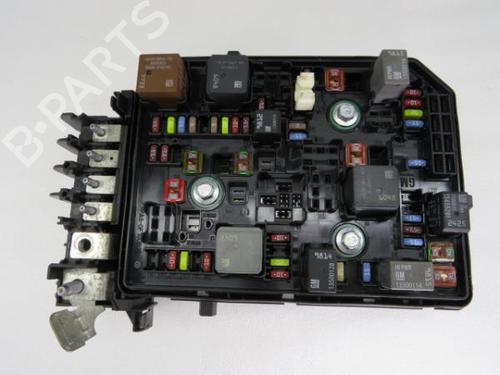 Used Fuse box OPEL ASTRA K Sports Tourer (B16) 1.6 CDTi (35) (110 hp) 17857976