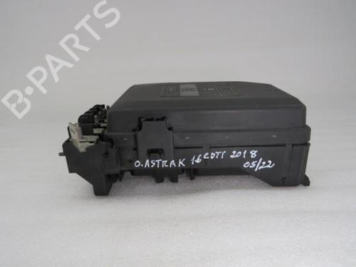 Fuse box OPEL ASTRA K Sports Tourer (B16) 1.6 CDTi (35) | BP17857976E1