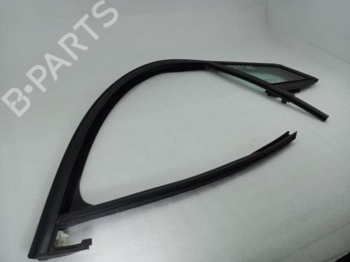 Front right quarter glass OPEL ASTRA K Sports Tourer (B16) 1.6 CDTi (35) | BP18102941C112 