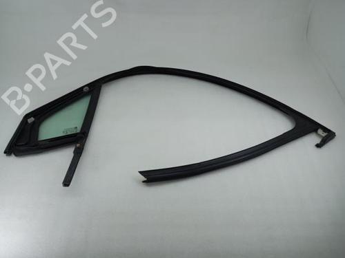 Front right quarter glass OPEL ASTRA K Sports Tourer (B16) 1.6 CDTi (35) | BP18102941C112 