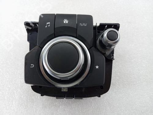 Radio MAZDA 3 (BM, BN) 1.5 D (BMLFS, BM4, BN4) GMJ666CM0A