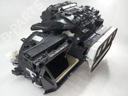 Heater matrix box TOYOTA AURIS Estate (_E18_) 1.4 D-4D (NDE180_) | BP19543462M61 