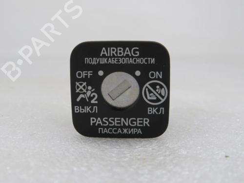Switch TOYOTA AVENSIS Estate (_T27_) 2.0 D-4D (ADT270_, ADT270R) 209-1K44