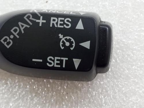 Steering wheel controls TOYOTA AVENSIS Estate (_T27_) 2.0 D-4D (ADT270_, ADT270R) | BP20661333E15 