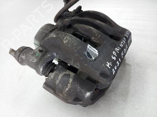Right front brake caliper MERCEDES-BENZ SPRINTER 3,5-t Van (B907, B910) 315 CDI RWD (907.631, 907.633, 907.635, 907.637) | BP21087408M104 