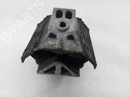 Engine mount MERCEDES-BENZ SPRINTER 3,5-t Van (B907, B910) 315 CDI RWD (907.631, 907.633, 907.635, 907.637) A906241