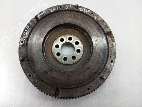 Used Flywheel TOYOTA DYNA Platform/Chassis (KD_, LY_, _Y2_, _U3_, _U4_, _U6_, _U8 3.0 D4d (KDY261_, KDY251_, KDY231_, KDY221_, KDY221R,... (109 hp) 21119504