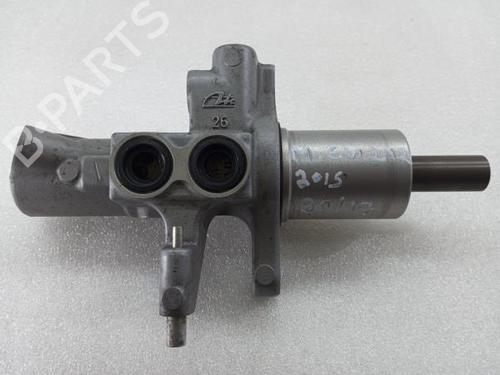 Used Brake master cylinder MERCEDES-BENZ E-CLASS (W212) E 220 CDI / BlueTEC (212.001, 212.002) (170 hp) 21835696