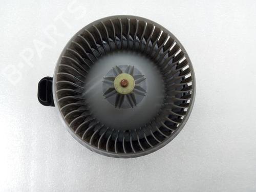 Heater blower motor TOYOTA AVENSIS Estate (_T27_) 2.0 D-4D (ADT270_, ADT270R) | BP22545126M62 