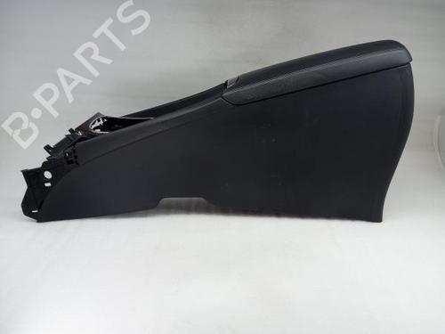 Middle console TOYOTA AVENSIS Estate (_T27_) 2.0 D-4D (ADT270_, ADT270R) 5891105090