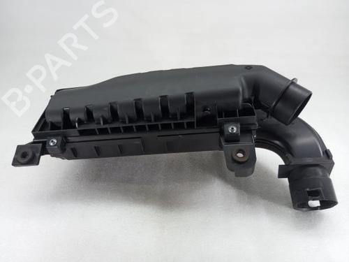 Air filter box PEUGEOT 2008 II (UD_, US_, UY_, UJ_, UR_, UC_) 1.2 PureTech 130 (USHNS, URHNS) 221570