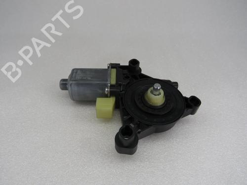 Used Right front window motor SEAT LEON (5F1) 1.6 TDI (115 hp) 24484330