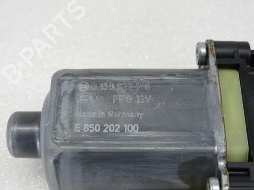 Right front window motor SEAT LEON (5F1) 1.6 TDI | BP24484330E20 