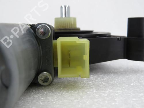 Right front window motor SEAT LEON (5F1) 1.6 TDI | BP24484330E20 