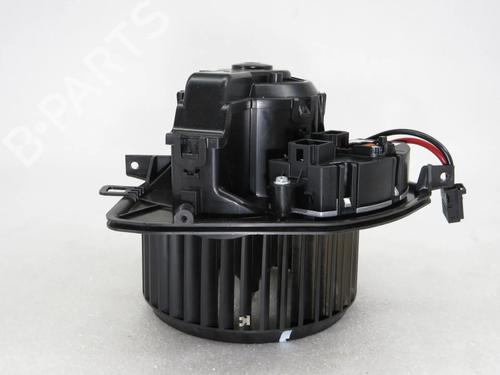 Heater blower motor VW TRANSPORTER T6 / CARAVELLE T6 Bus (SGB, SGJ, SHB, SHJ) 2.0 TDI 5Q0907521F