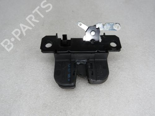 Tailgate lock VW TRANSPORTER T6 / CARAVELLE T6 Bus (SGB, SGJ, SHB, SHJ) 2.0 TDI 7LA827505A