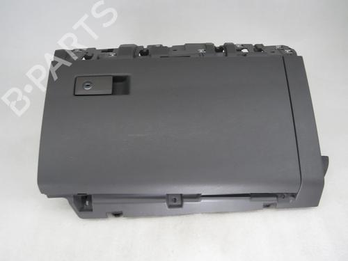 Glove box VW TRANSPORTER T6 / CARAVELLE T6 Bus (SGB, SGJ, SHB, SHJ) 2.0 TDI 7L1858007E