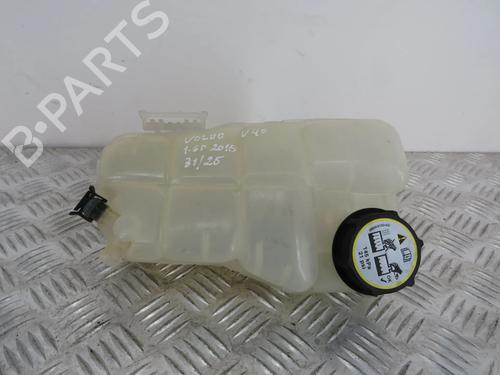 Expansion tank VOLVO V40 Hatchback (525) D2 31338764