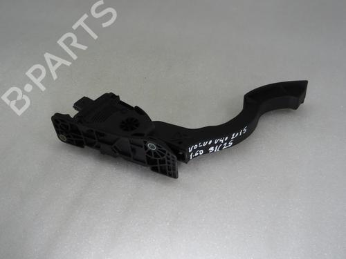 Pedal VOLVO V40 Hatchback (525) D2 31280595