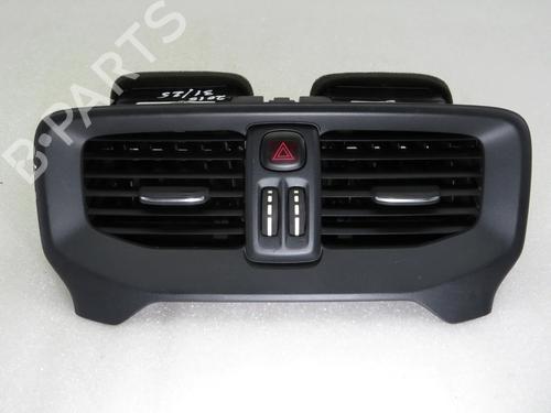 Air vent VOLVO V40 Hatchback (525) D2 30780845