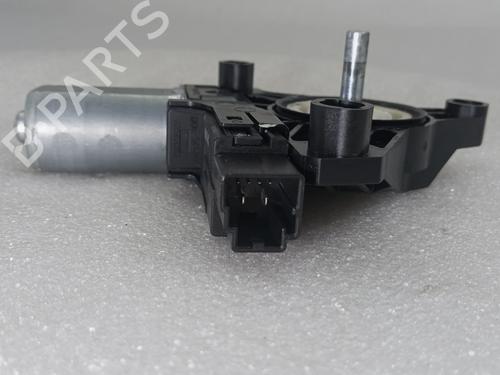 Right rear window motor VOLVO V40 Hatchback (525) D2 | BP27890633E22 