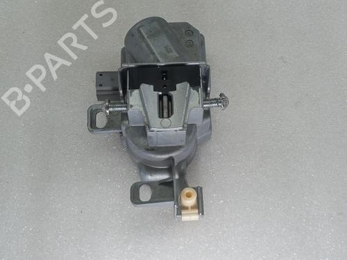 Other VOLVO V40 Hatchback (525) D2 P31340956