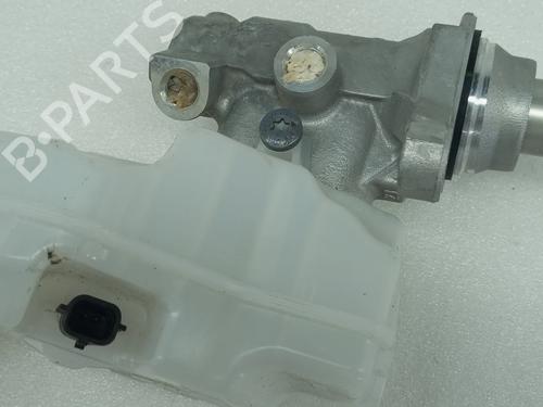 Brake master cylinder RENAULT CAPTUR II (HF_) TCe 90 (HFM6) | BP28531178M77 