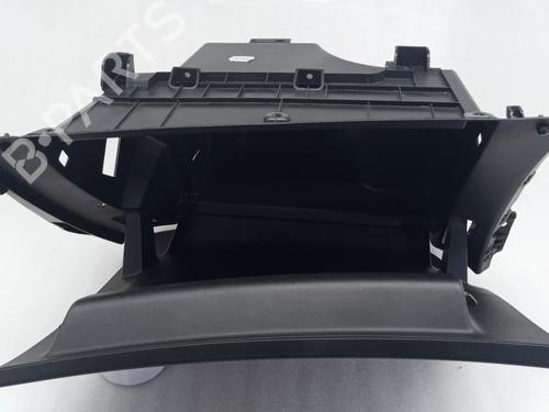 Handskerum CITROËN C4 Grand Picasso II (DA_, DE_) 1.6 BlueHDi 120 | BP28604488C95