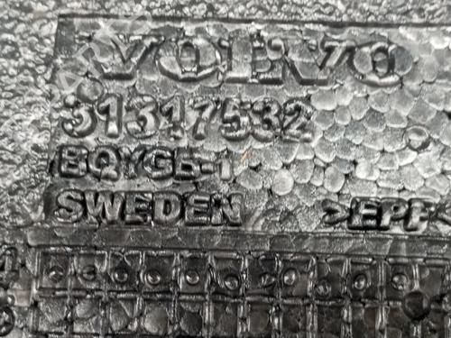 Other VOLVO V40 Hatchback (525) D2 | BP28960788O1