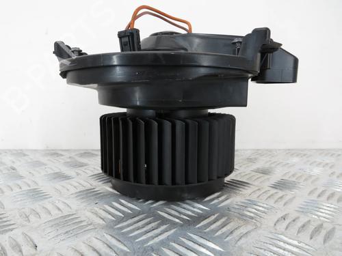 Heater blower motor MERCEDES-BENZ GLA-CLASS (X156) GLA 200 CDI / d (156.908) | BP29526599M62 