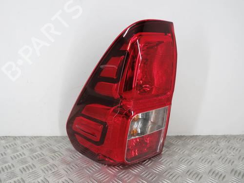 Used Left taillight TOYOTA HILUX VIII Pickup (_N1_) 2.5 D 4WD (KUN125_) (101 hp) 29747119