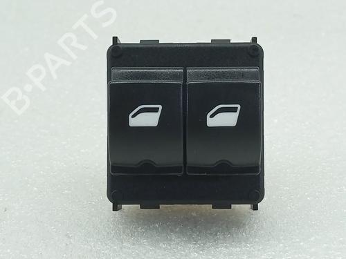 Used Left front window switch CITROËN C3 III (SX) 1.5 BlueHDi 100 (SXYHYP, SXYHTU) (102 hp) 29752208
