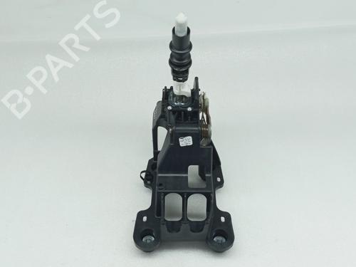 Used Gear lever CITROËN C3 III (SX) 1.5 BlueHDi 100 (SXYHYP, SXYHTU) (102 hp) 29824877