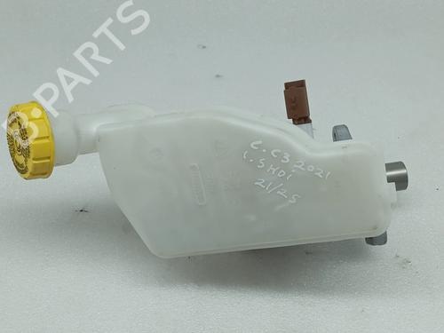 Used Brake master cylinder CITROËN C3 III (SX) 1.5 BlueHDi 100 (SXYHYP, SXYHTU) (102 hp) 29936304
