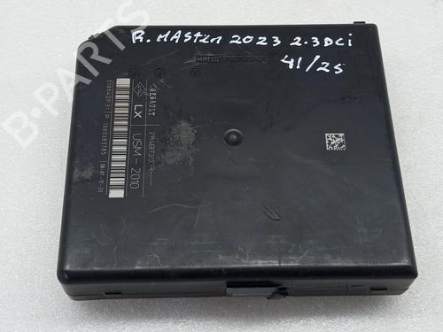 Fuse box RENAULT MASTER III Van (FV) 2.3 dCi 135 FWD (FV0N, FV08, FV06, FV00, FV1S) | BP30109604E1 