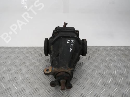 Used Rear differential MERCEDES-BENZ 124 Saloon (W124) 250 D (124.125) (94 hp) 30123704
