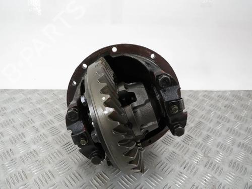 Rear differential FORD MAVERICK (UDS, UNS) 2.7 TD | BP30125577M24