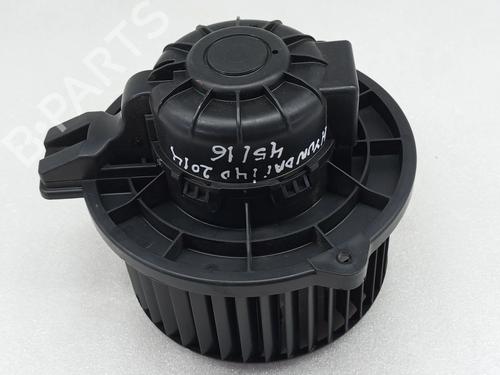 Used Heater blower motor HYUNDAI i40 I CW (VF) 1.7 CRDi (136 hp) 30490664