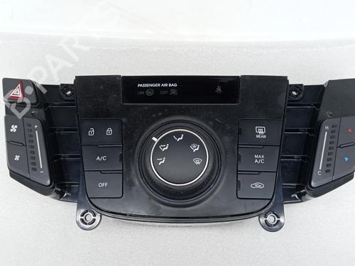 Used Climate control HYUNDAI i40 I CW (VF) 1.7 CRDi (136 hp) 30537997
