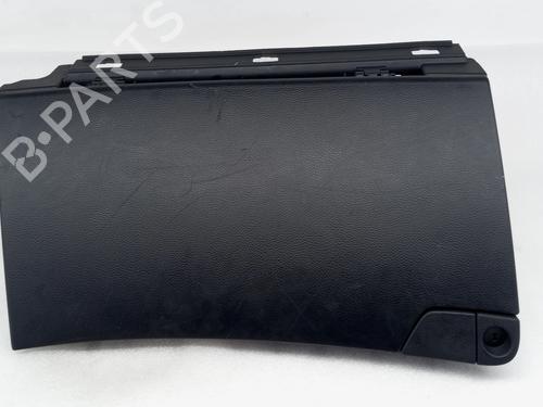 Used Glove box HYUNDAI i40 I CW (VF) 1.7 CRDi (136 hp) 30538000