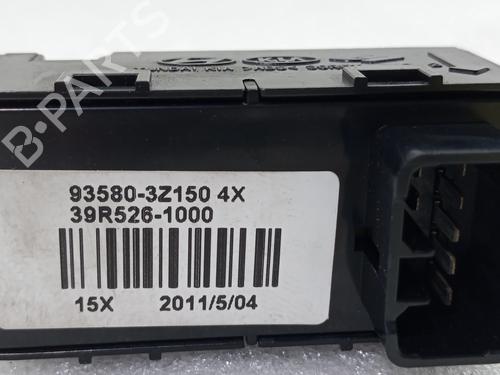 Przełącznik szyby tylnej prawej HYUNDAI i40 I CW (VF) 1.7 CRDi | BP30571536I28