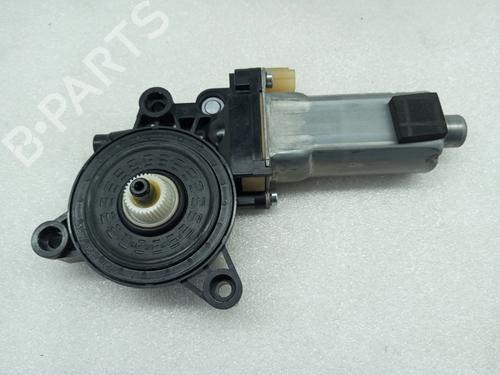 Used Right front window motor HYUNDAI i40 I CW (VF) 1.7 CRDi (136 hp) 30538001