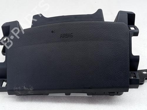 Knæ Airbag HYUNDAI i40 I CW (VF) 1.7 CRDi (136 hp) 30573509