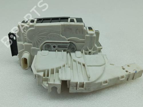 Venstre bagtil lås MERCEDES-BENZ E-CLASS (W212) E 250 CDI / BlueTEC (212.003, 212.004) (204 hp) 31023193