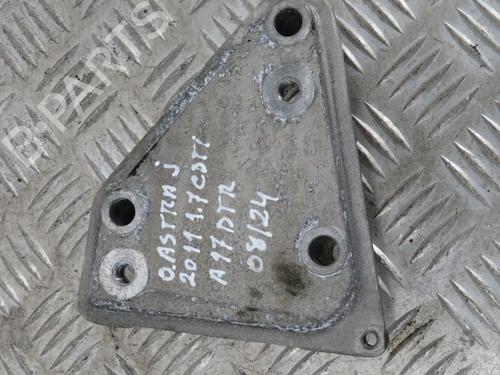 Used Engine mount OPEL ASTRA J Sports Tourer (P10) 1.7 CDTI (35) (125 hp) 31329054